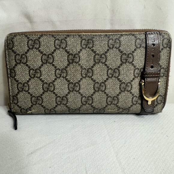Gucci Wallet